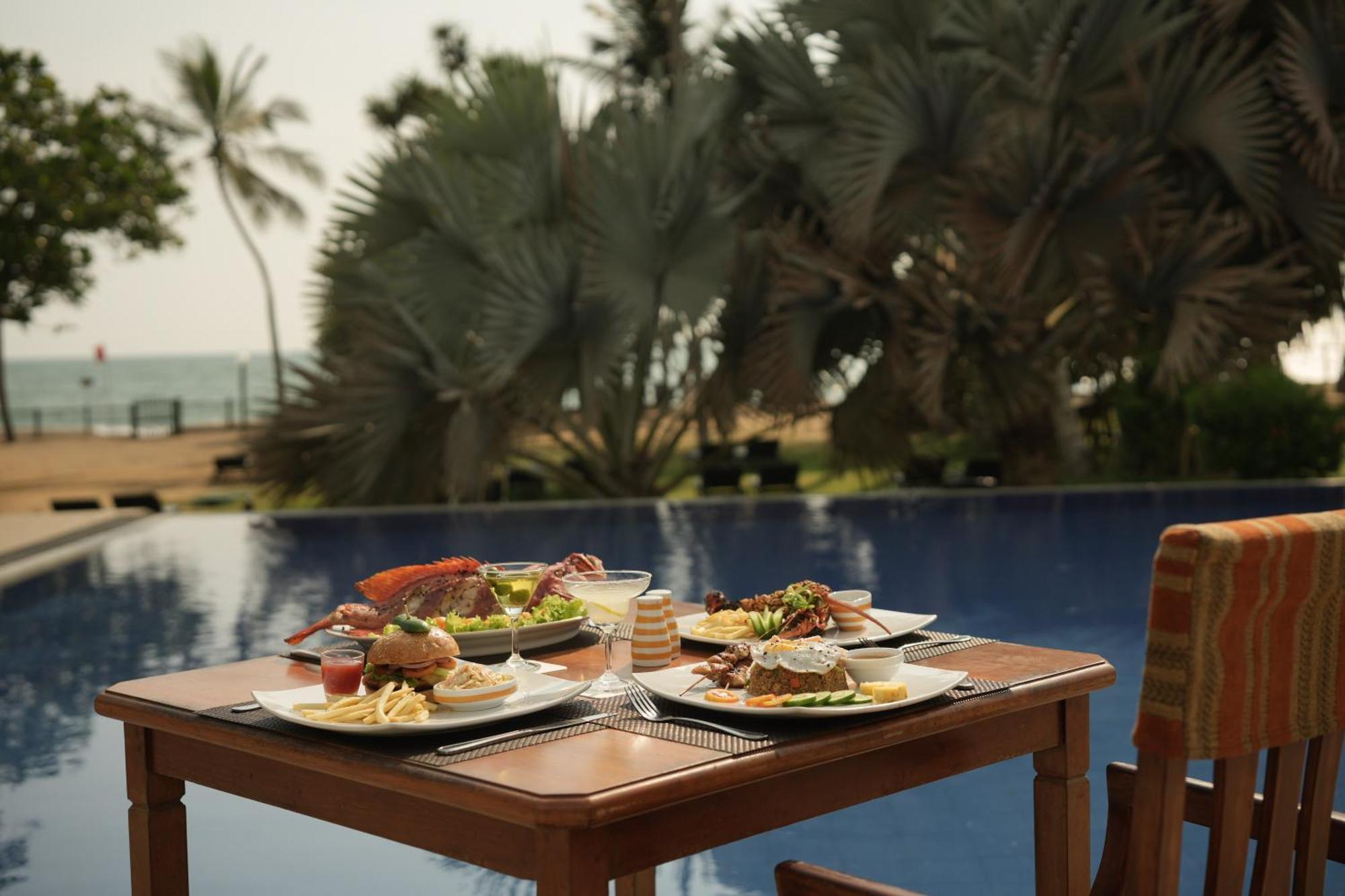 קלוטארה Hibiscus Beach Hotel & Villas מראה חיצוני תמונה