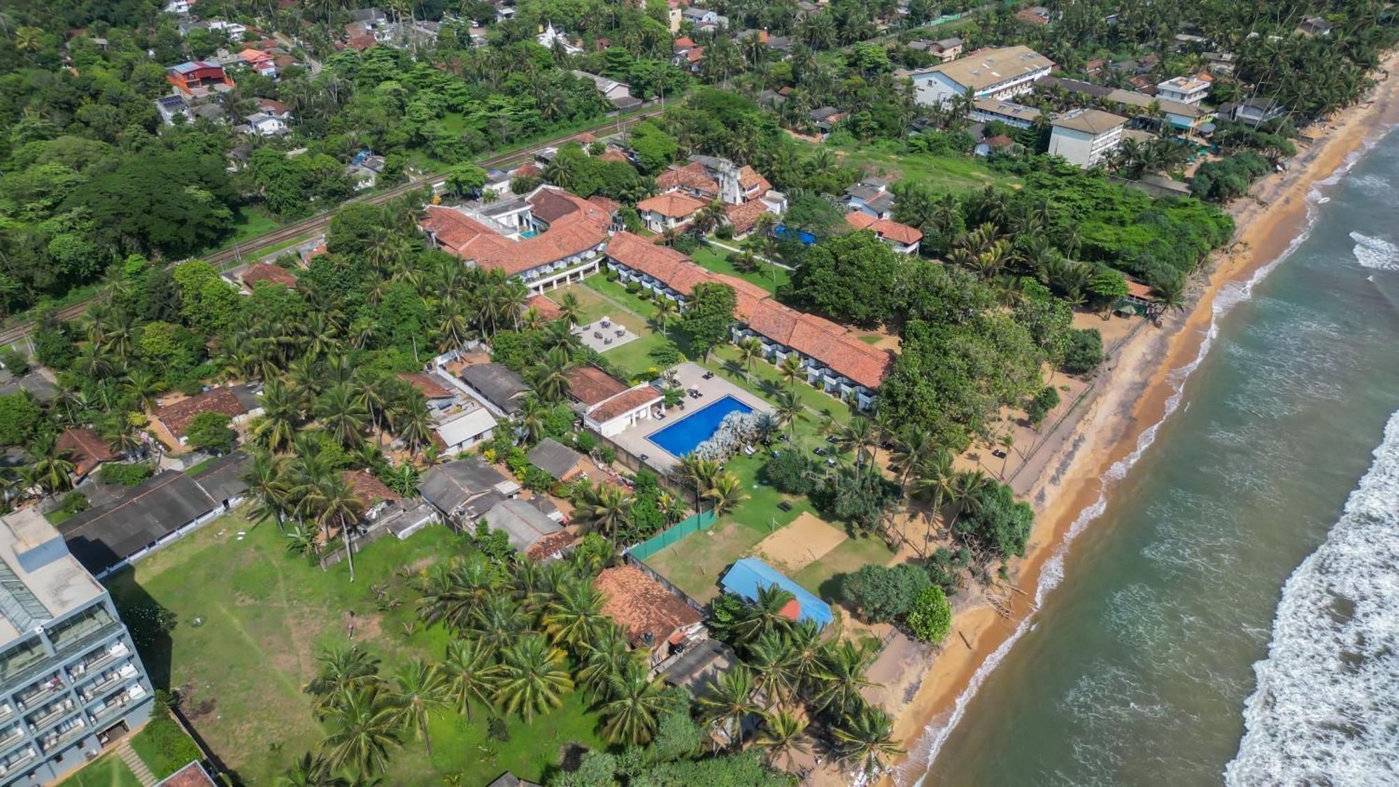 קלוטארה Hibiscus Beach Hotel & Villas מראה חיצוני תמונה