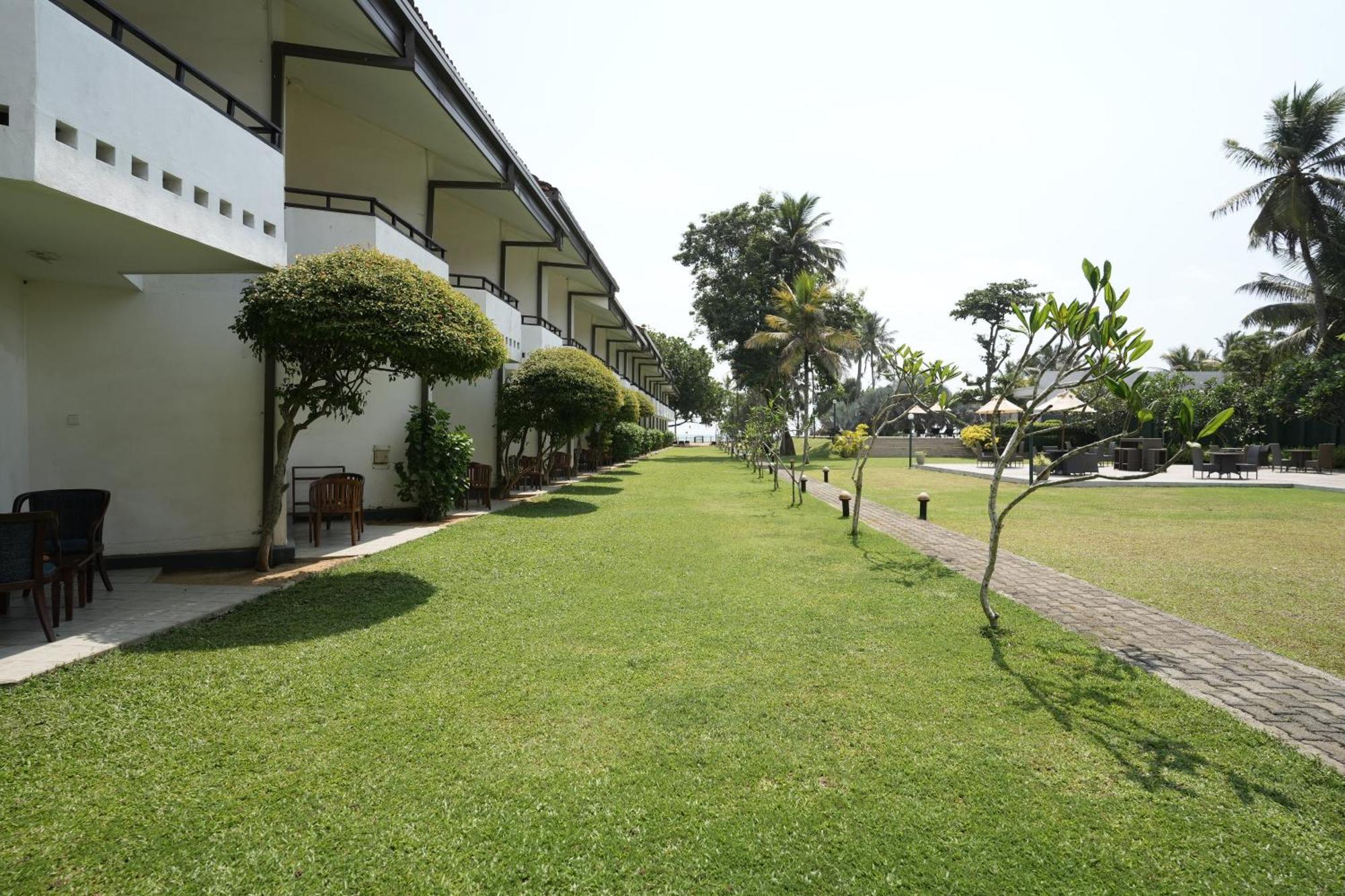קלוטארה Hibiscus Beach Hotel & Villas מראה חיצוני תמונה