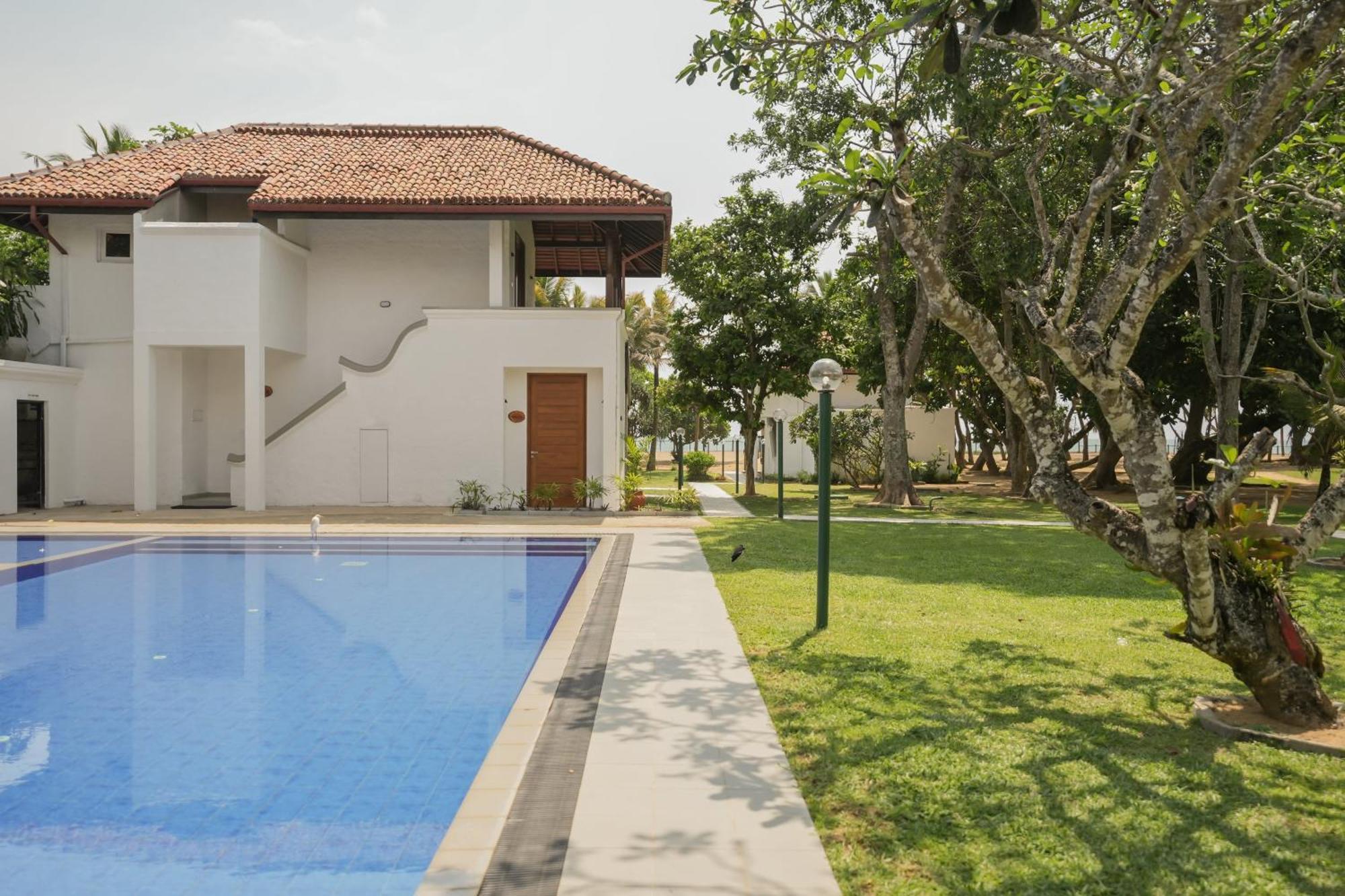 קלוטארה Hibiscus Beach Hotel & Villas מראה חיצוני תמונה
