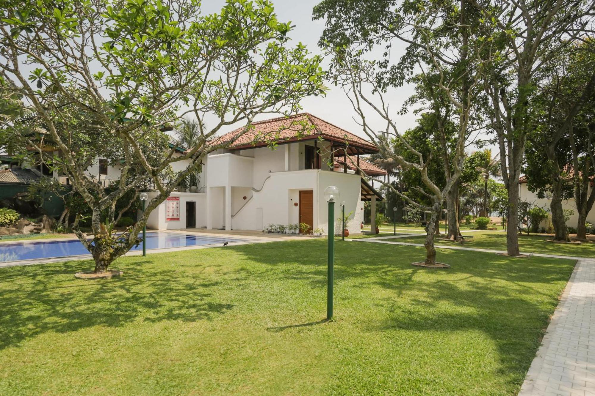 קלוטארה Hibiscus Beach Hotel & Villas מראה חיצוני תמונה